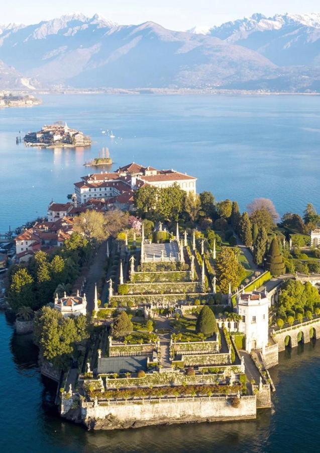 Antico Palazzo Lago Maggiore Verbania Exterior foto